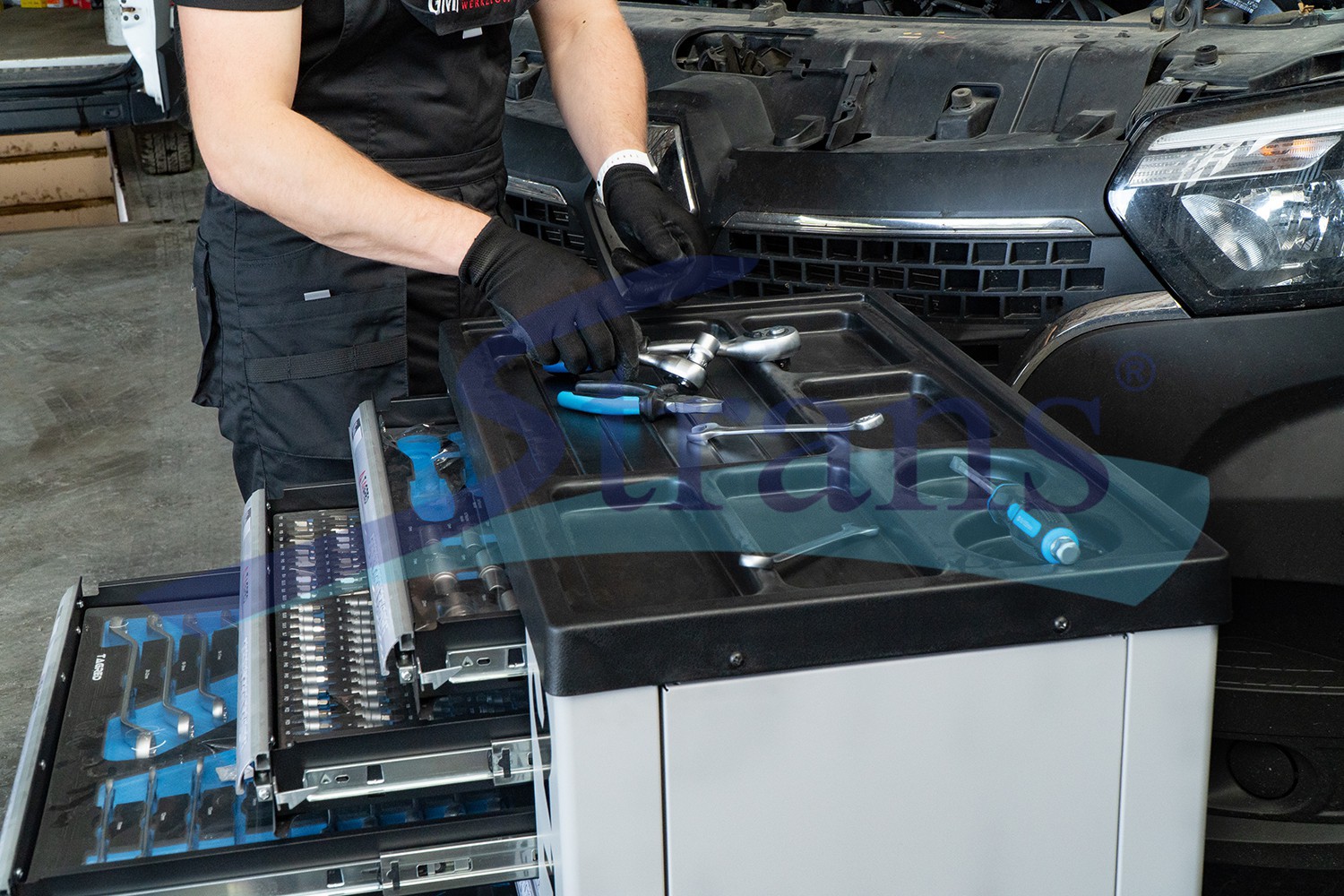 Шафа-Візок З Комплектом Інструментів Tagred 251Шт 7 Шухляд 780*460